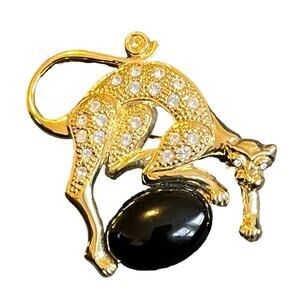 VTG AFJ Rhinestone Jaguar Leopard Brooch in Gold Tone with Black Cabochon